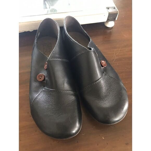 Suzana Izuno Womens 6 Flat Comfort Shoes Brazil Black Handmade Leather Round Toe - Picture 4 of 10